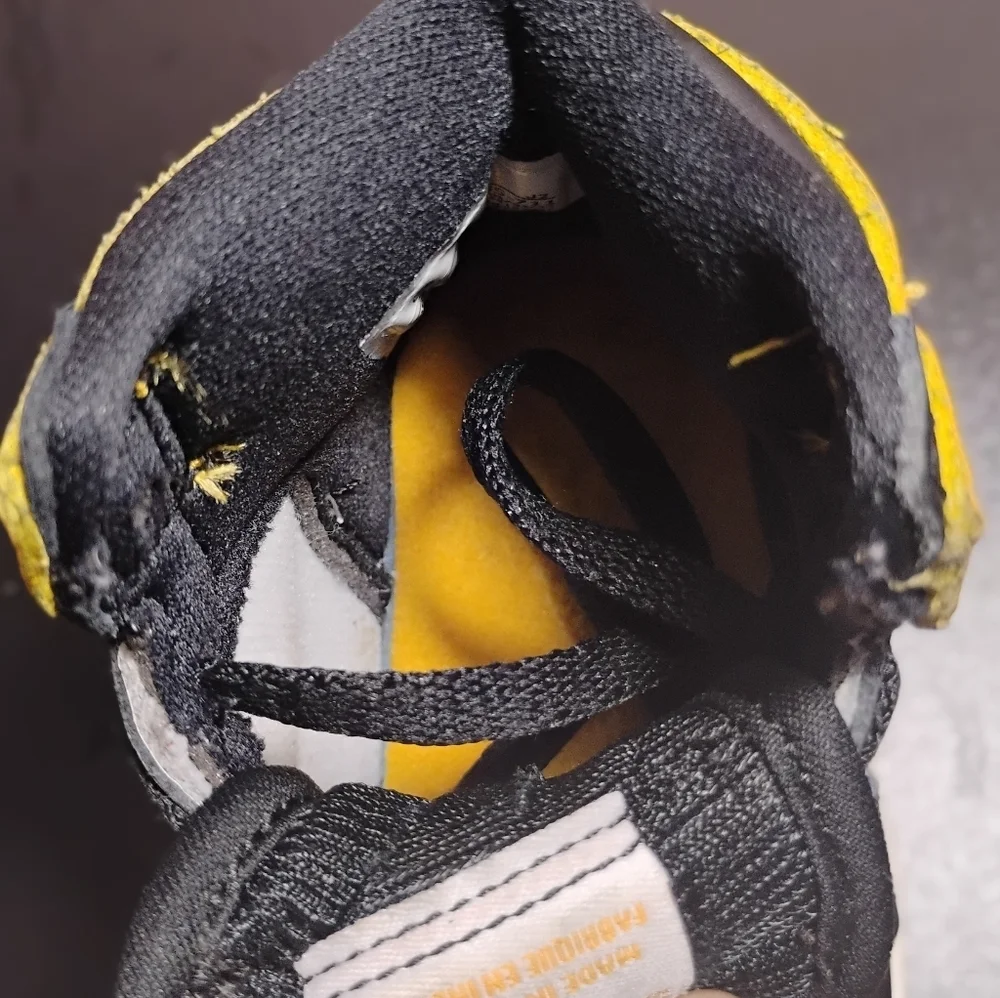 Jordan 1 Retro High OG Taxi Yellow Toe Toddler Size 5C